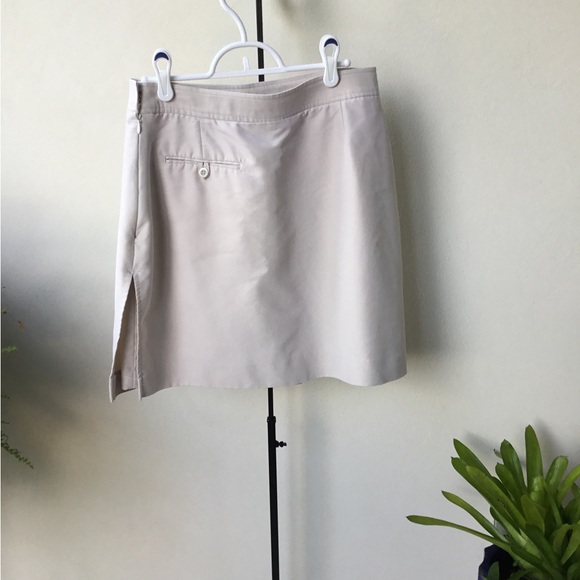 Fairway and Greene Ladies golf skirt with shorts under skirt size 8 - Picture 5 of 6